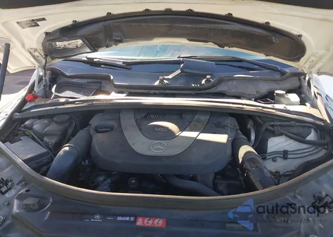 2009 Mercedes-Benz R 350 4Matic z USA, uszkodzony, nr VIN 4JGCB65E39A093825